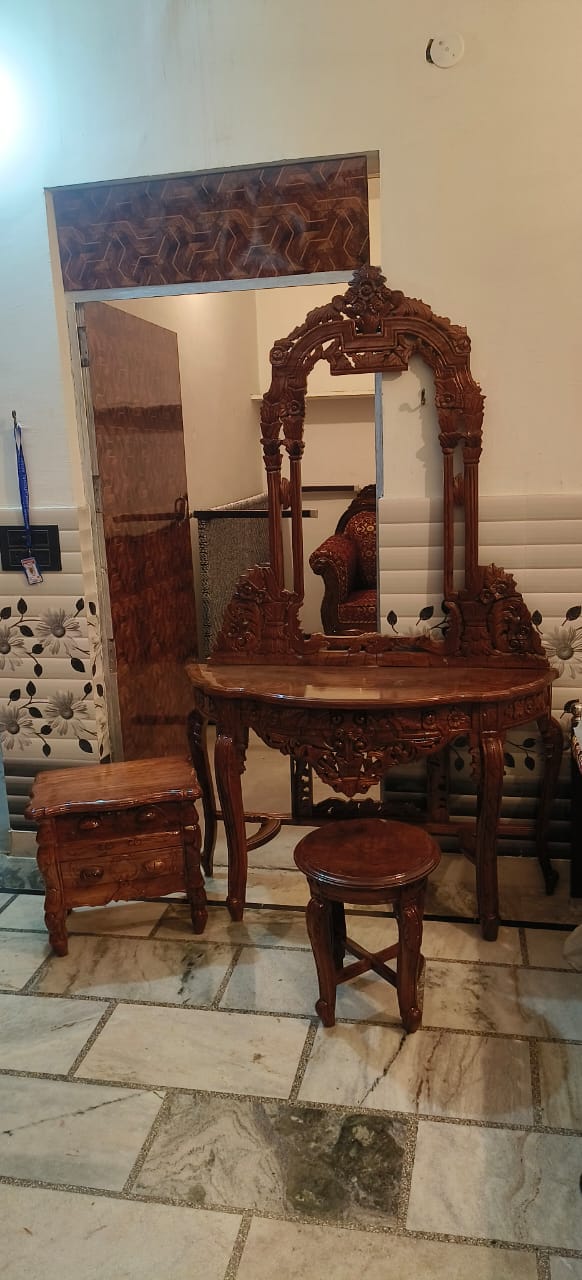 Wooden Handicraft Export Collection